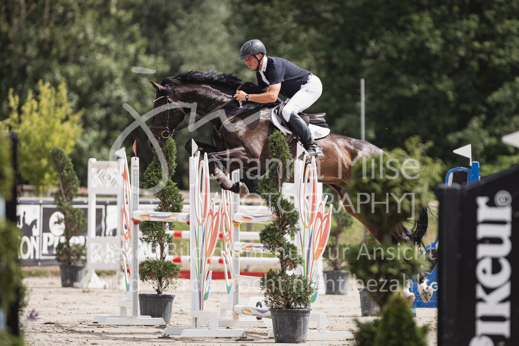 250629_PfSpTa_2Ph-M1-764 | Deine schönsten Turniermomente als professionelle Fotos! Entdecke hochwertige Pferdesport-Fotografie im Online-Shop. Jetzt Fotos finden & bestellen!