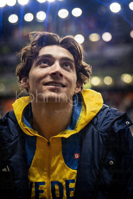 World Athletics Indoor Championships Kujawy Pomorze 26, 21.03.2026 | TORUN, POLAND - MARCH 21: Armand DUPLANTIS (SWE) smiling during the warm-up of the men's pole vault during the World Athletics Indoor Championships Kujawy Pomorze 26 on day 2 / session 2 at Kujawsko-Pomorska Arena Torun on March 21, 2026 in Torun, Poland. 