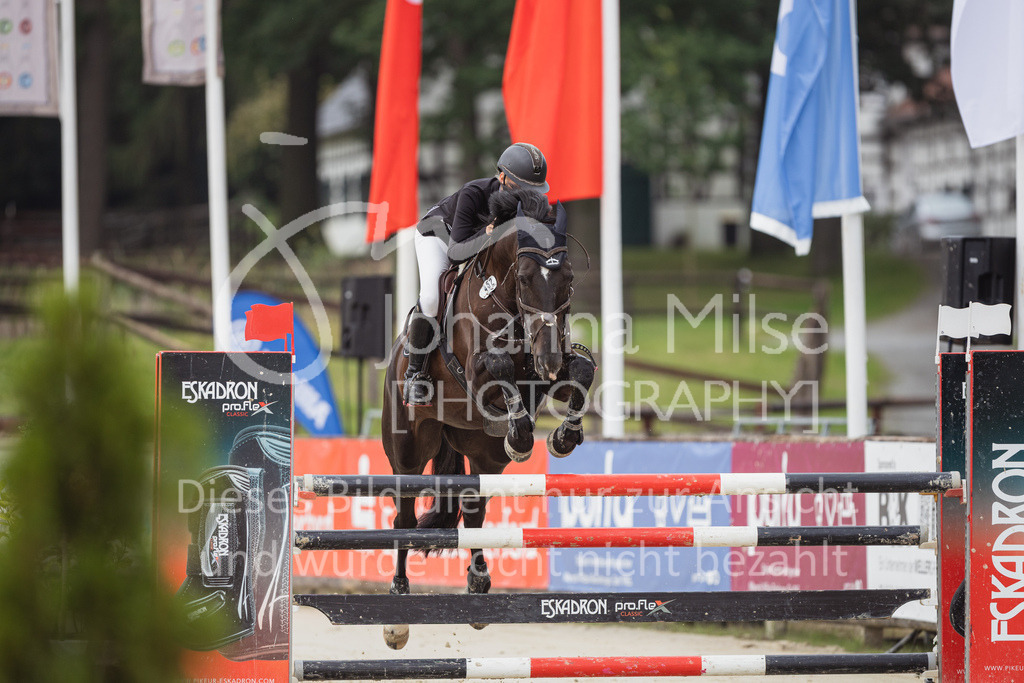 230730_BHO_M1-Spr-332 | Deine schönsten Turniermomente als professionelle Fotos! Entdecke hochwertige Pferdesport-Fotografie im Online-Shop. Jetzt Fotos finden & bestellen!