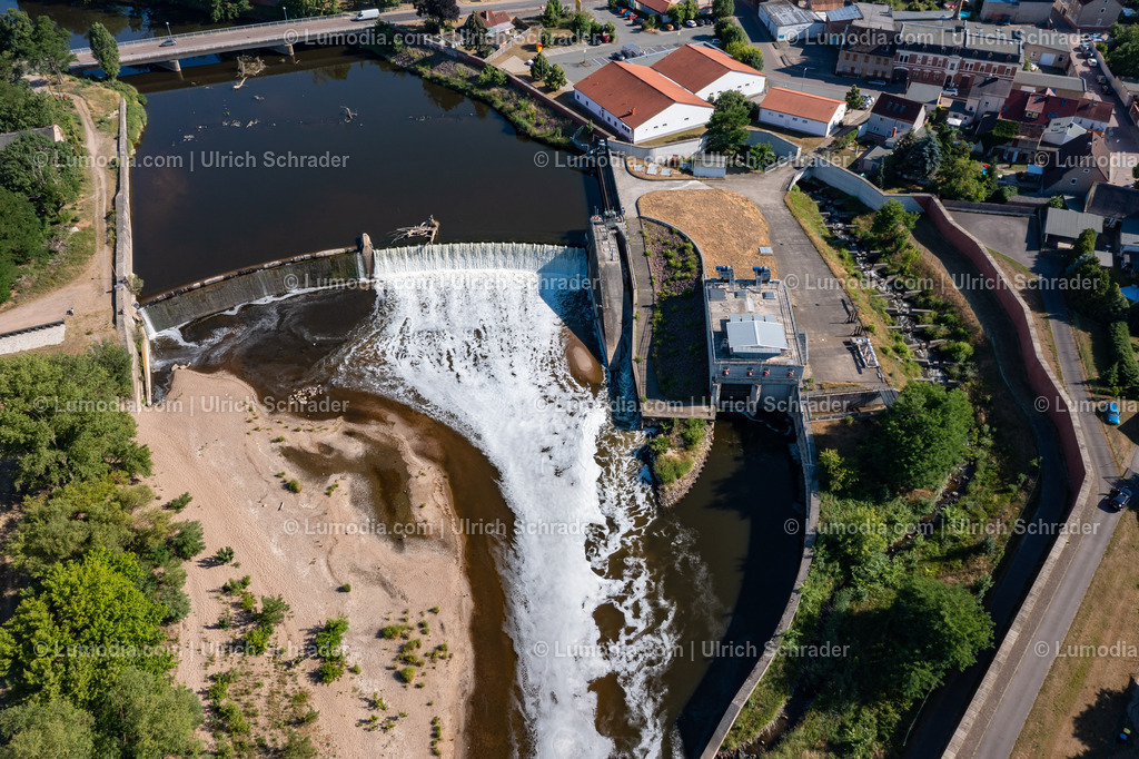 10049-51563 - Muldewehr Raguhn | Stockfoto und Bilderpool mit Bildmaterial aus Deutschland, dem Harz, Halberstadt, Quedlinburg, Wernigerode und weltweit. Qualitativ hochwertige und professionelle Fotos anschauen und kaufen. - Realisiert mit Pictrs.com