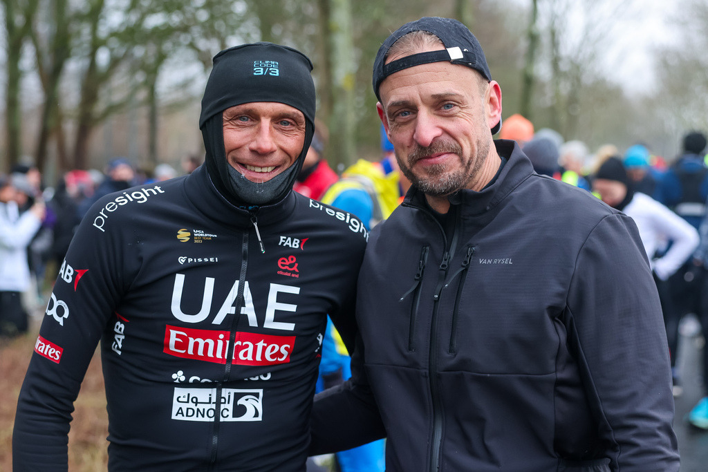 top-top.de-20260104-031 | Foto, Video, Fotografie, Videografie, Fotobox, DJ, Discjockey, Musik, Musikbox, Veranstaltung, Photobooth, Amazon, Ebay, Buchtipp, Bestseller, Autor, Verlag, Buch, Wesel, Hamminkeln, NRW, Dinslaken, Rees, Drohne, Hochzeit, Party, Fotobox, Wesel, Fotograf