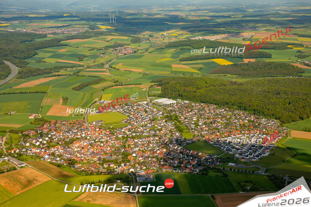Das Luftbild zeigt :  Waldbrunn - Die Luftaufnahme wurde 2024 vom UL-Flugzeug aus erstellt ( keine Drohne ) - Hochauflösende Luftaufnahme - Für grossformatige Ausdrucke geeignet. Die Geschenkidee !Mit Lizenz und Bildrechte bestellbar