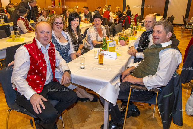 Feldkirchner Bezirksbauernball 2024 | Bildershop von pixelworld.at - Realisiert mit Pictrs.com