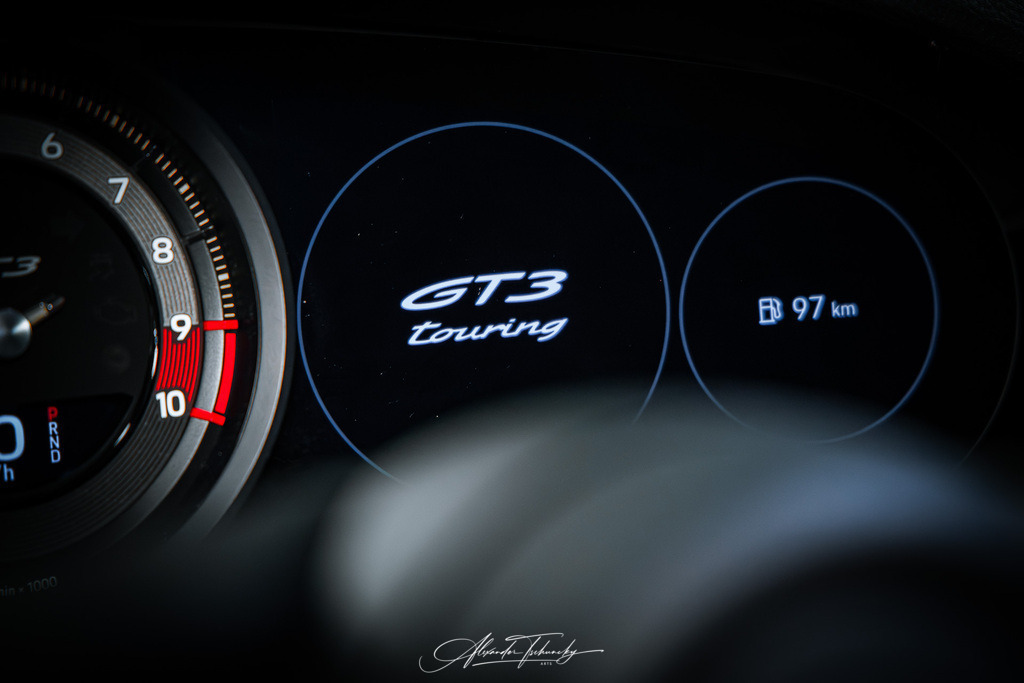 911 GT3 Touring Clausi | Entdecken Sie die faszinierende Welt von Alexander Tschuncky Arts: Kreative Fotografie, atemberaubende Automobilkunst und hochwertiger Bilderdruck. Lassen Sie sich inspirieren! - Realisiert mit Pictrs.com