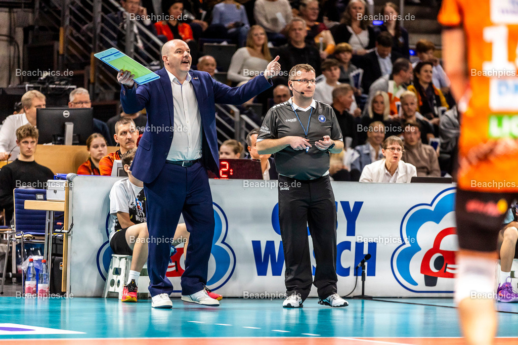 2024-00111578-Bundesliga-BR-Volleys-Haching-München |  16.11.2024; Berlin Foto: Gerold Rebsch - www.beachpics.de