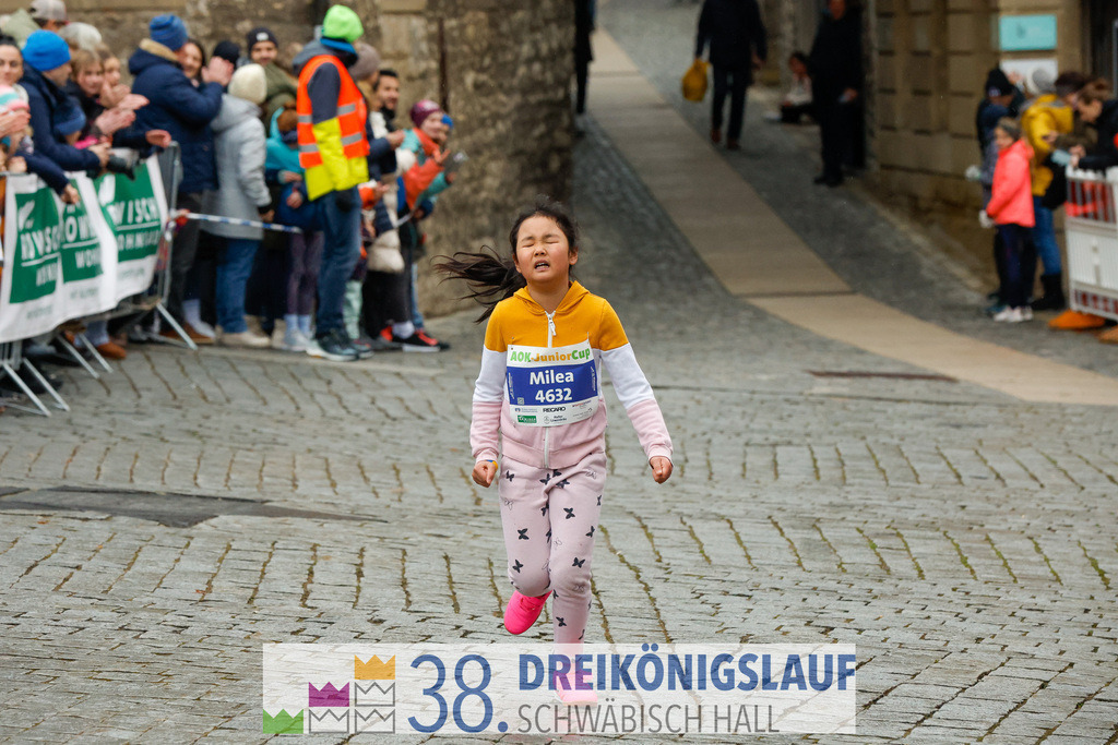 400m AOK Junior Cup | 3 Koenigslauf 2024 400m AOK Junior Cup - Realisiert mit Pictrs.com