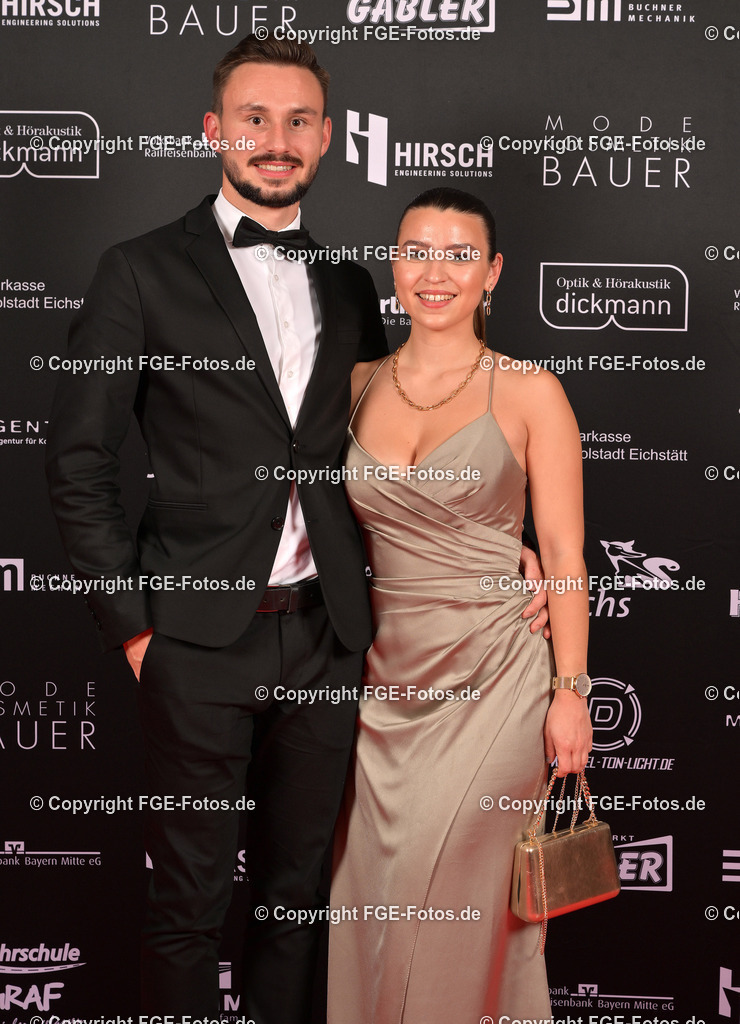 20240113-fge-fotos-0104 | Eröffnungsball der FGE am 13.01.2024 im Alten Stadttheater in Eichstätt. - Realisiert mit Pictrs.com