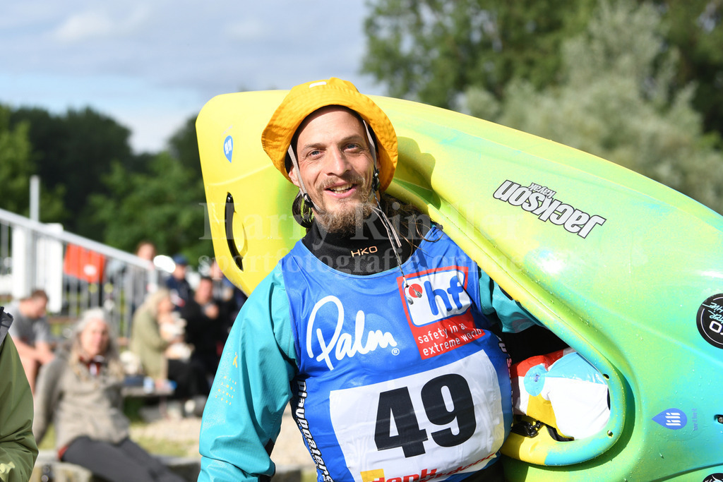 ICF CANOE FREESTYLE WORLD CUP 1 / PLATTLING | 2024 ICF CANOE FREESTYLE WORLD CUP 1 / PLATTLINGMen's Kayak Surface Final Bartosz CZAUDERNA (Poland) #49 - Realisiert mit Pictrs.com