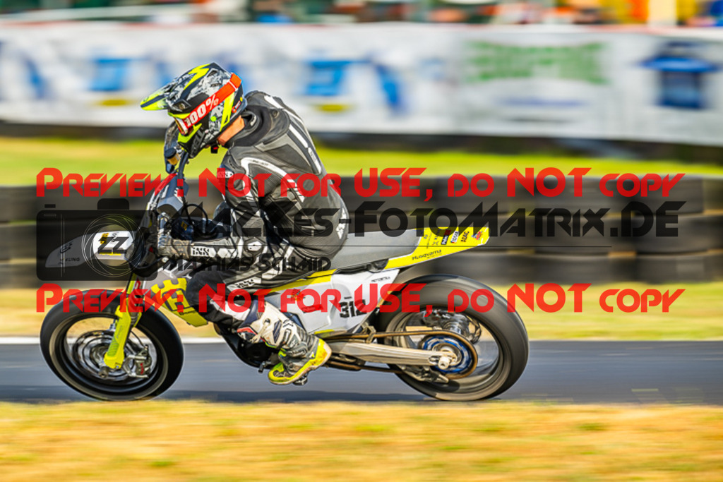 MaZZes_FotoMatrix_230701_6491 | S4