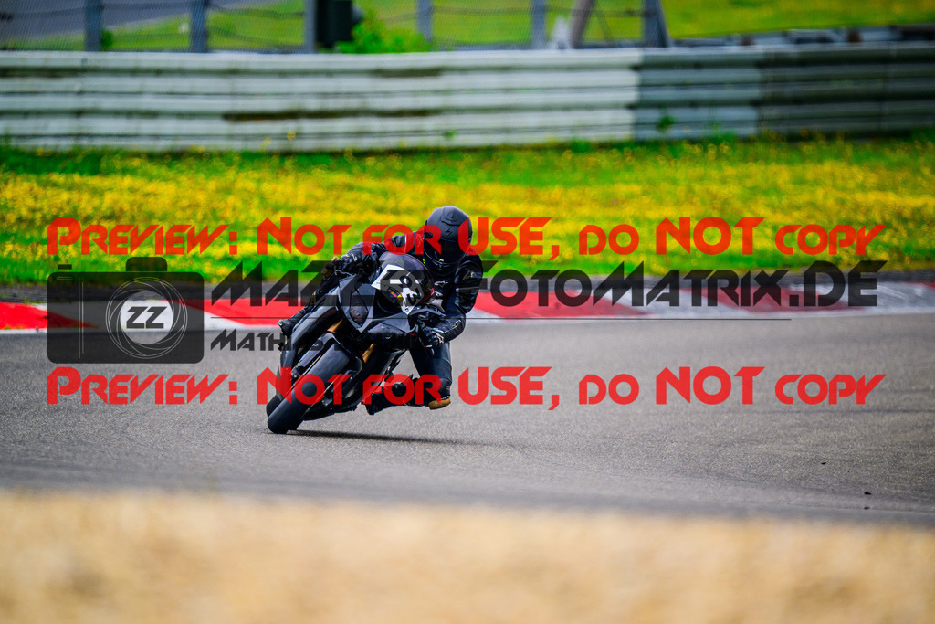 MaZZes_FotoMatrix_240804_6007705_1803 | Fotograf Mathias Schmid
Sportfotograf,
Eventfotograf,
Hochzeitsfotograf,
Portraitfotograf