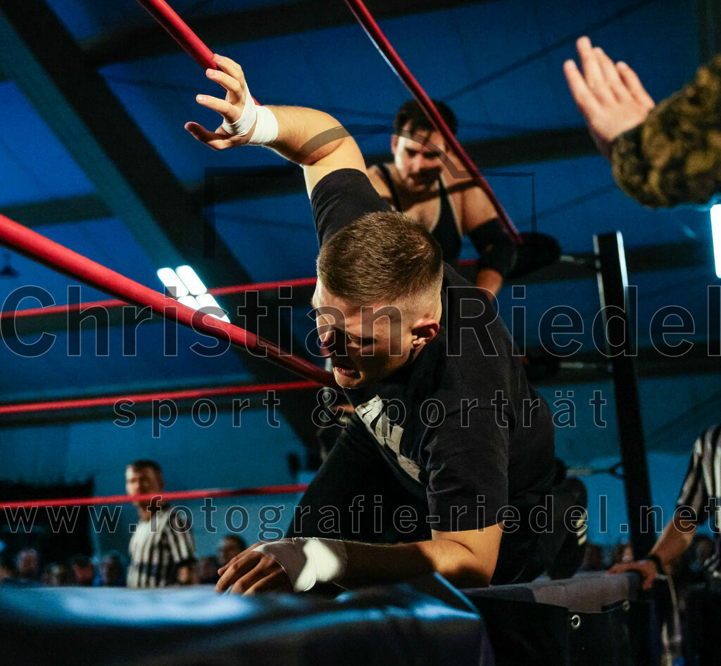 2023-11-11_025_Erding_Wrestlingshow | Erding, Deutschland, 11.11.2023:
Wrestling, Saison 2023, EWS Wrestling ERDING

Foto: Christian Riedel / fotografie-riedel.net