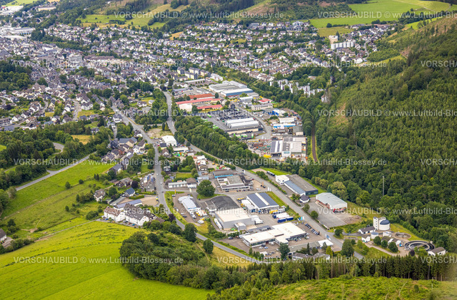 BadBerleburg240710003 | Luftbild, Gewerbegebiet Unterm Limburg mit Kläranlage, Wohngebiet Bad Berleburg, Wittgensteiner Land, Nordrhein-Westfalen, Deutschland