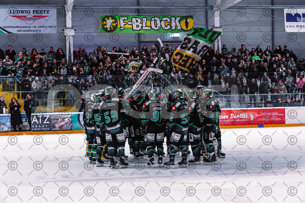 Alligators_vs_Memmingen_05_12_2025-213 | Höchstadt Alligators Fotogalerie: Eishockey-Action aus Franken. Professionelle Spielfotos, Portraits & Stadionbilder zum Download. Jetzt entdecken! - Realisiert mit Pictrs.com