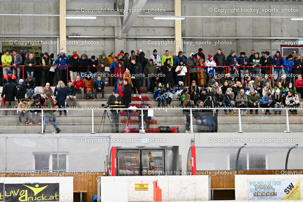 EC Tigers Paternion vs. EC Virgen 12.2.2023 | Eishalle Spittal an der Drau, EC Virgen Fans, EC Paternion Fans