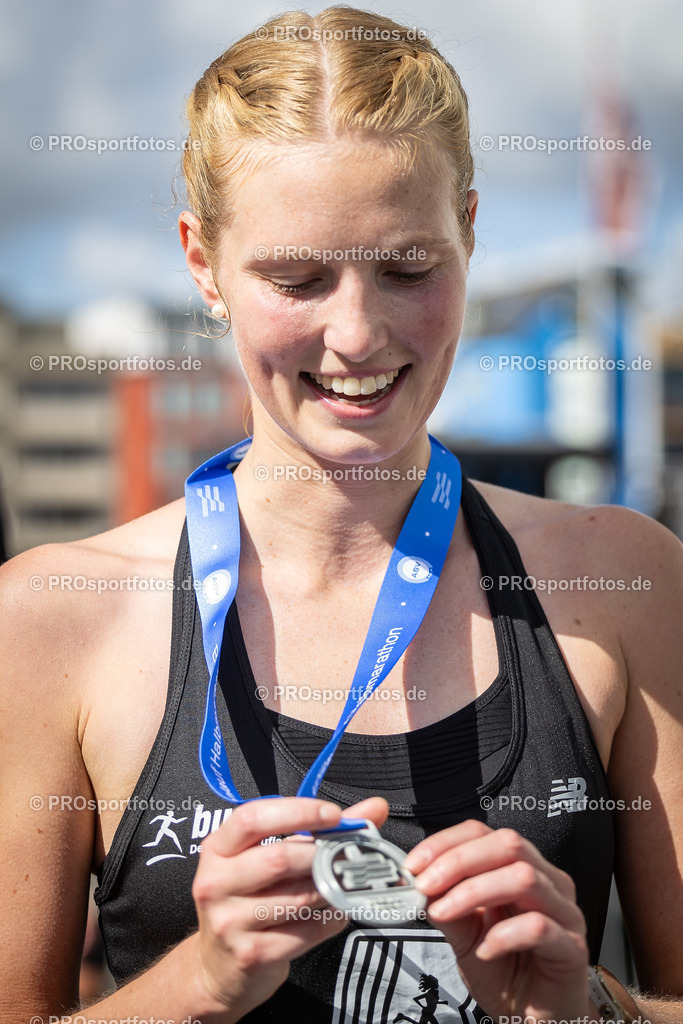 44. Kölner Brückenlauf; Koeln, 14.09.25 | Impressionen vom 44. Kölner Brückenlauf am 14.09.25 am Schokoladenmuseum in Koeln. Foto: BEAUTIFUL SPORTS/Leah Kohring