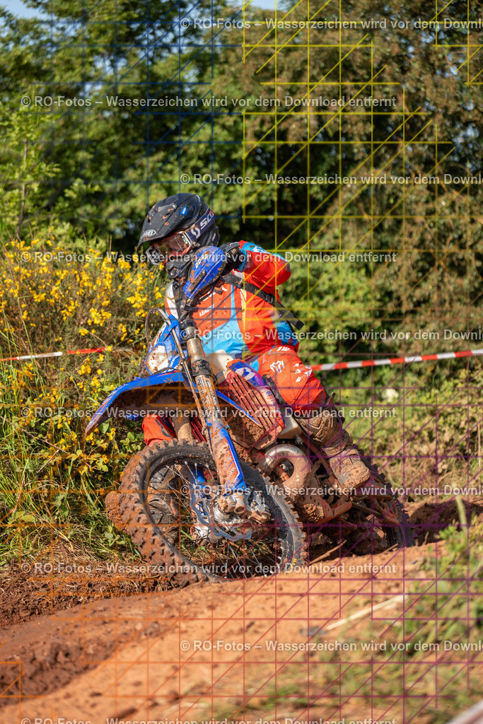 Wolfshausen 4 Lauf -875 | Sportfotografie von RO-Fotos: Motorsport, Motocross, Enduro, Laufveranstaltungen und Triathlon. Professionelle Fotos von Sportlern und Events. - Realisiert mit Pictrs.com