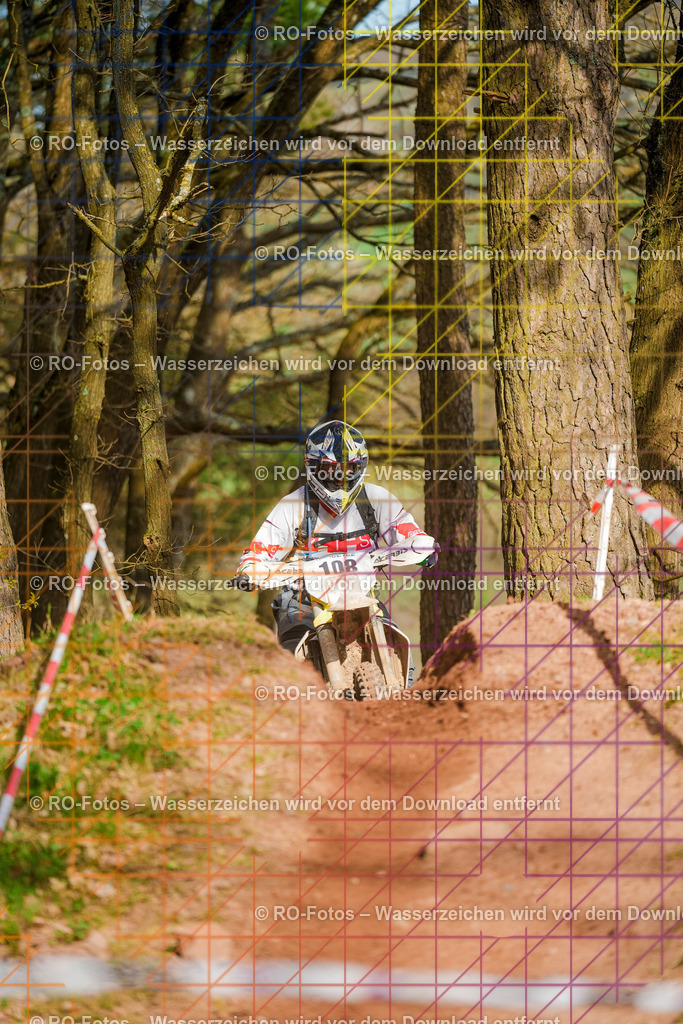 3 Lauf Mernes-1776 | Sportfotografie von RO-Fotos: Motorsport, Motocross, Enduro, Laufveranstaltungen und Triathlon. Professionelle Fotos von Sportlern und Events. - Realisiert mit Pictrs.com