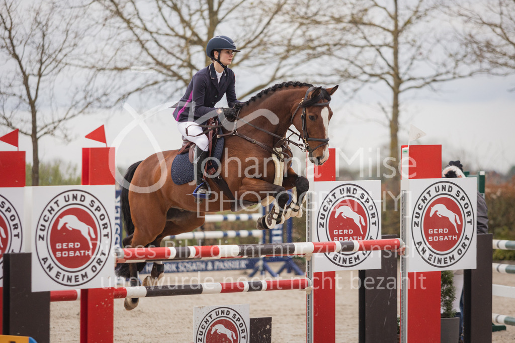 230426_HofSosath_Stil-M-668 | Deine schönsten Turniermomente als professionelle Fotos! Entdecke hochwertige Pferdesport-Fotografie im Online-Shop. Jetzt Fotos finden & bestellen!