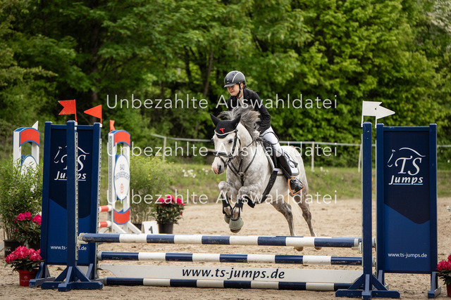 Bad_Meinberg_07337 | saradresslerfotografie - Realisiert mit Pictrs.com