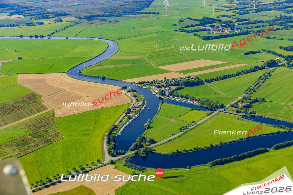 Luftaufnahme Lexfähre Wrohm - Die Luftaufnahme wurde 2025 vom UL-Flugzeug heraus erstellt ( ohne Drohne ) - Hochauflösende Luftaufnahme - für professionelle Ausdrucke geeignet. Die Geschenkidee !Mit Lizenz und Bildrechte bestellbar