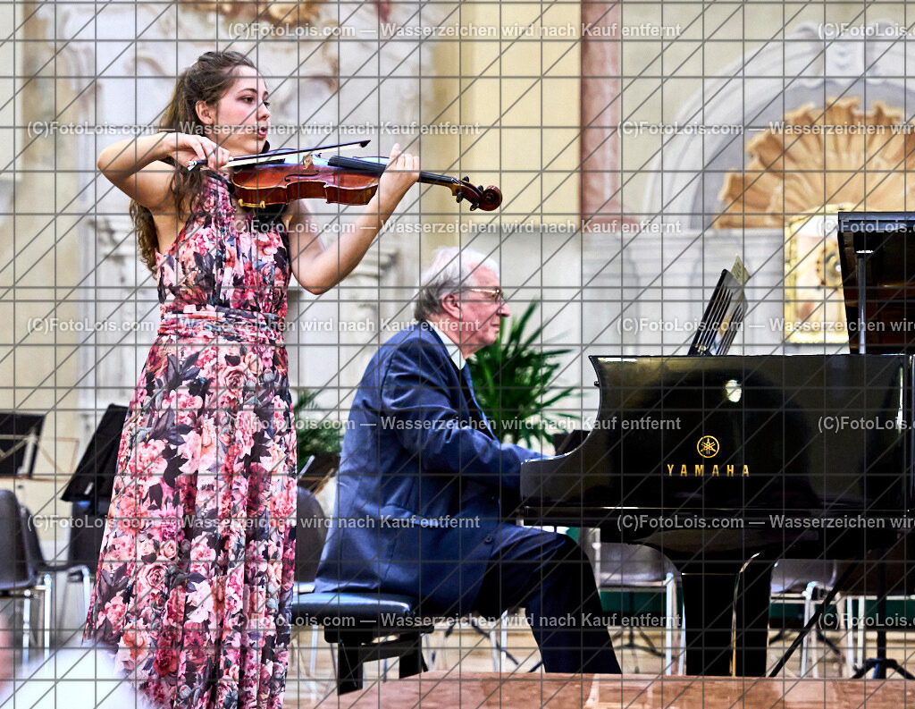 ALP8394_XXXX-Chopin-Festival_Kostner-WagnerArtzt | (C)FotoLois.com, Alois Spandl. XXXX. Chopin-Festival in der Kartause Gaming, Eröffnujngskonzert in der Kartausenkirche mit Vera Kostner, Manfred Wagner-Artzt, Janusz Olejniczak, Camerata Mozartiana mit Dirigent Daniel Auner und Klaviersolist Christopher Hinterhuber, Fr 16. August 2024.