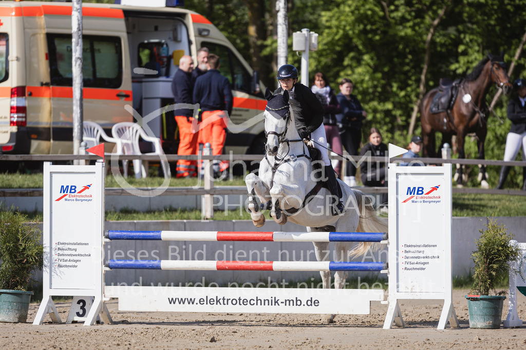 250503_SpengeW_A2-Spr-672 | Deine schönsten Turniermomente als professionelle Fotos! Entdecke hochwertige Pferdesport-Fotografie im Online-Shop. Jetzt Fotos finden & bestellen!