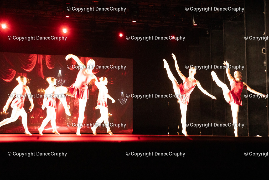 GPHY4277 | DanceGraphy - Realisiert mit Pictrs.com