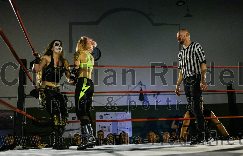 2022-06-05_124_EWS_Wrestling_ERDING | Erding, Deutschland, 05.06.2022:
Wrestling, Saison 2022, EWS Wrestling ERDING

Foto: Christian Riedel / fotografie-riedel.net