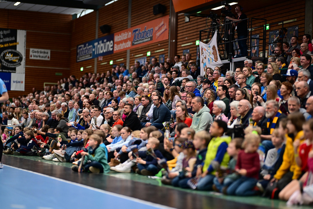 Handball I Frauen I Saison 2024-2025 I 1. HBF I 19. Spieltag I Buxtehuder SV - HSG Blomberg-Lippe | Der Sportfotograf. - Realisiert mit Pictrs.com