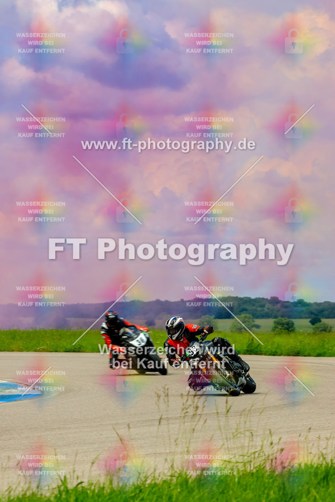 MotoTeam-1135 | Hier findet Ihr Bilder von Touristenfahrten auf der Nürburgring Nordschleife oder von anderen Veranstaltungen die ich besucht habe. Viel Spass beim Durch Schauen 