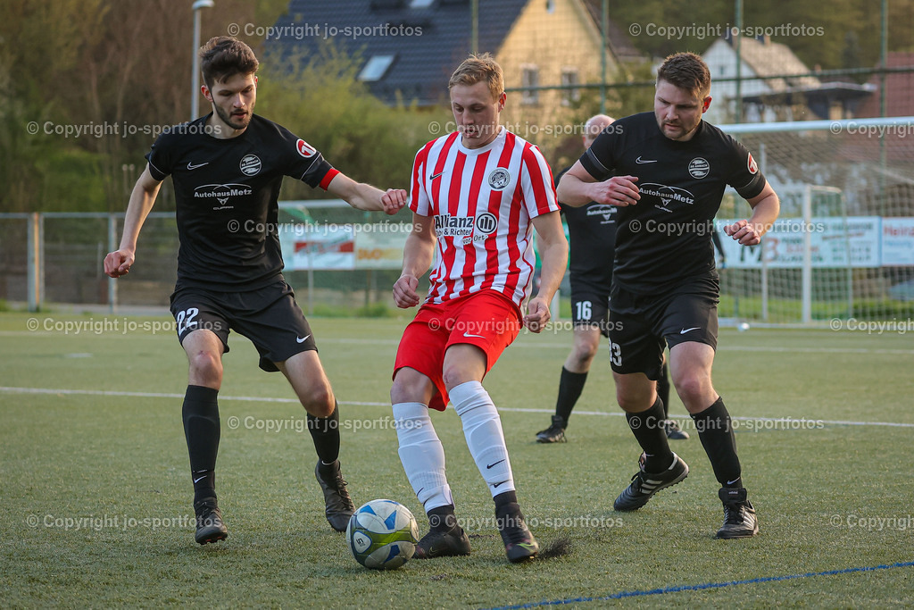 BQ3I3224 | 02.05.2023; Kreisliga C2 Dillenburg; Kunstrasenplatz Oberscheld; SV Oberscheld II - SG Ambach II; Ergebnis 3:4 (0:2)