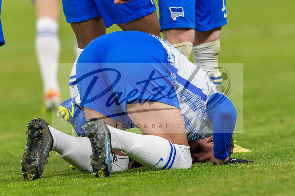 HERBOC20220204_021 | Fussball, Herren: Ishak Belfodil (Hertha BSC) Torjubel, jubelt nach seinem Treffer zum 1:0 bei dem Spiel der 1. Bundesliga zwischen Hertha BSC und VfL Bochum im Olypiastadion am 04.02.2022 in Berlin, Deutschland.DFB / DFL REGULATIONS PROHIBIT ANY USE OF PHOTOGRAPHS AS IMAGE SEQUENCES AND/OR QUASI-VIDEO. - Realisiert mit Pictrs.com