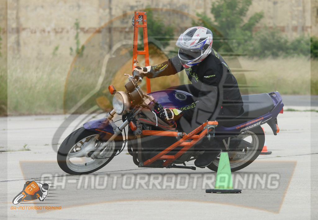 IMG_0227 | gh-motorradtraining-foto.de - Realisiert mit Pictrs.com