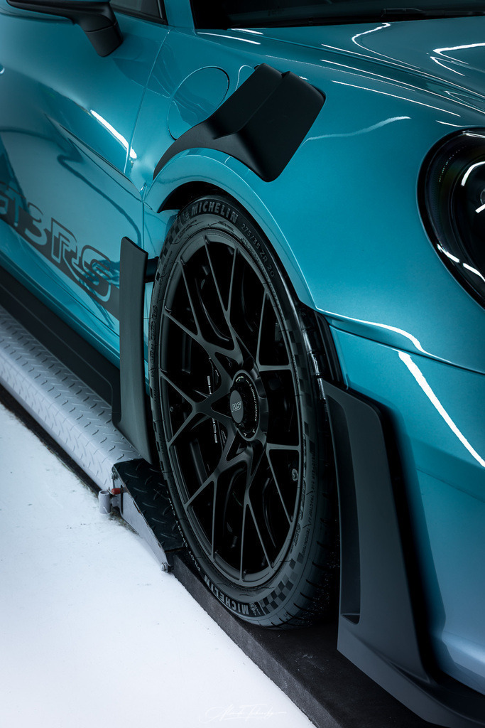 R6AT1226 _Alexander Tschuncky | Entdecken Sie die faszinierende Welt von Alexander Tschuncky Arts: Kreative Fotografie, atemberaubende Automobilkunst und hochwertiger Bilderdruck. Lassen Sie sich inspirieren! - Realisiert mit Pictrs.com