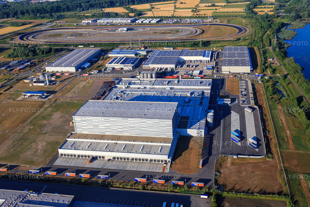 Luftbild: Pfälzer Erfrischungsgetränke GmbH in Wörth am Rhein im Bundesland Rheinland-Pfalz in Deutschland. Foto: IMG_083813.jpg vom 26.07.2015 durch Werner Riehm/FLY-FOTO.deMEG Gruppe - MEG Gruppe