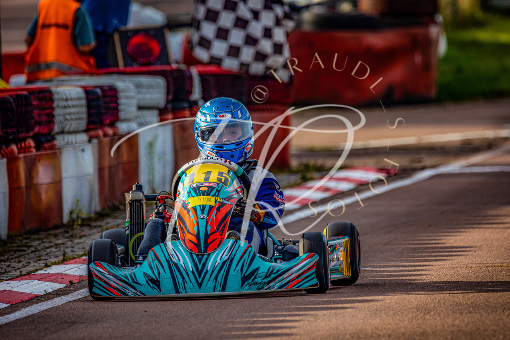 8A68FD24-41A2-41F8-B789-87A6EE3F44A5 | traudl_s_fotos