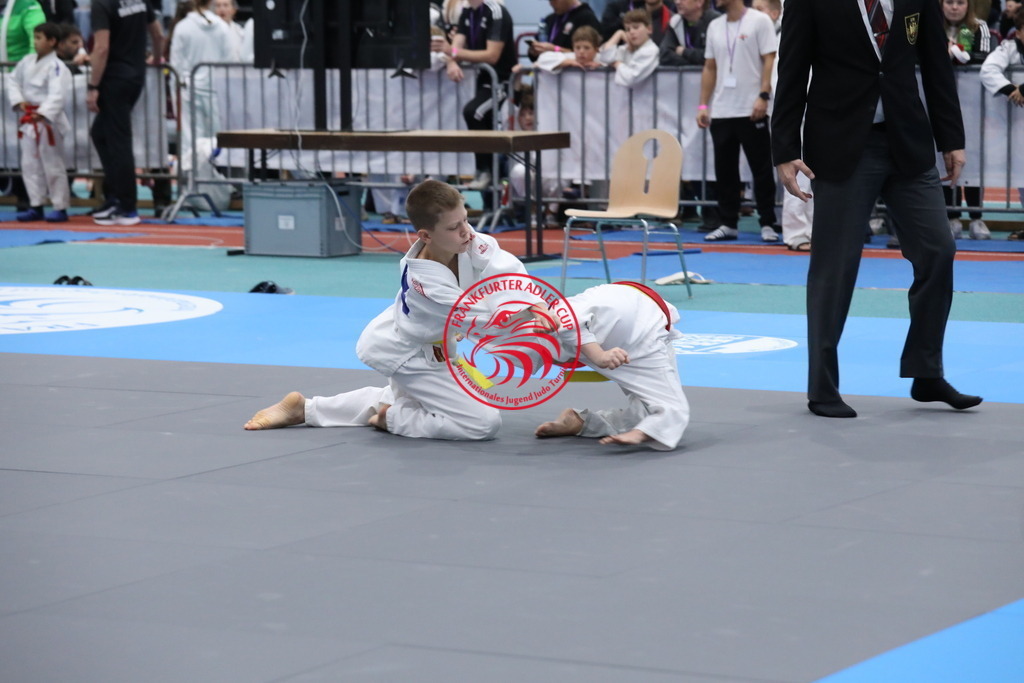 1J7A3060 | Fotos vom Adler Cup - Pictures from Adler Cup

Hier findet Ihr alle Eindrücke und großen Momente der Adler Cup Wochenenden. Here you will find all impressions and great moments of the Adler Cup weekends. - Realisiert mit Pictrs.com