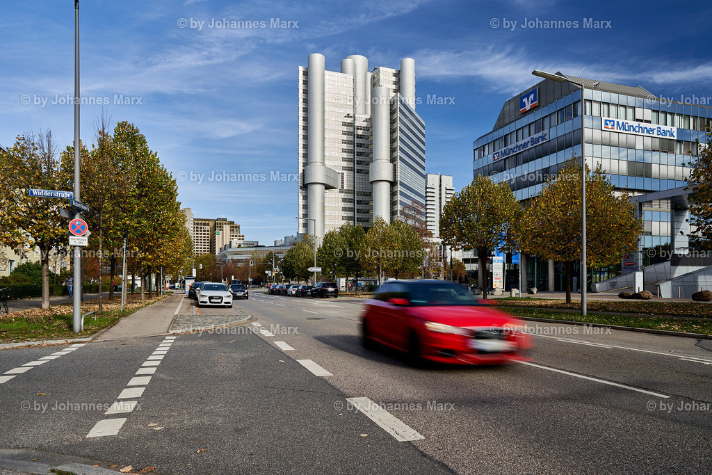 329-221030_31-Architektur München und Olympiapark-by_Johannes Marx | Professionelle Landschaftsfotografie, Inneneinrichtung, Kunst für Ihre Wohnung, Kanzlei, Praxis oder als Geschenk. Aussuchen und einfach liefern lassen. Raumgestaltungsberatung auf Anfrage. - Realisiert mit Pictrs.com