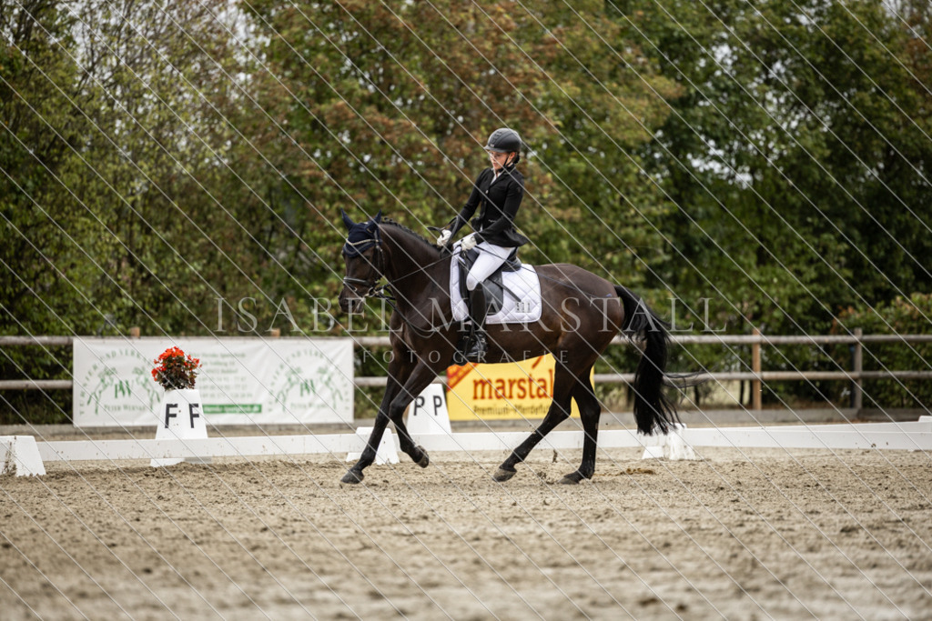 DK5A5921 | Isabel Marstall Fotografie - Realisiert mit Pictrs.com