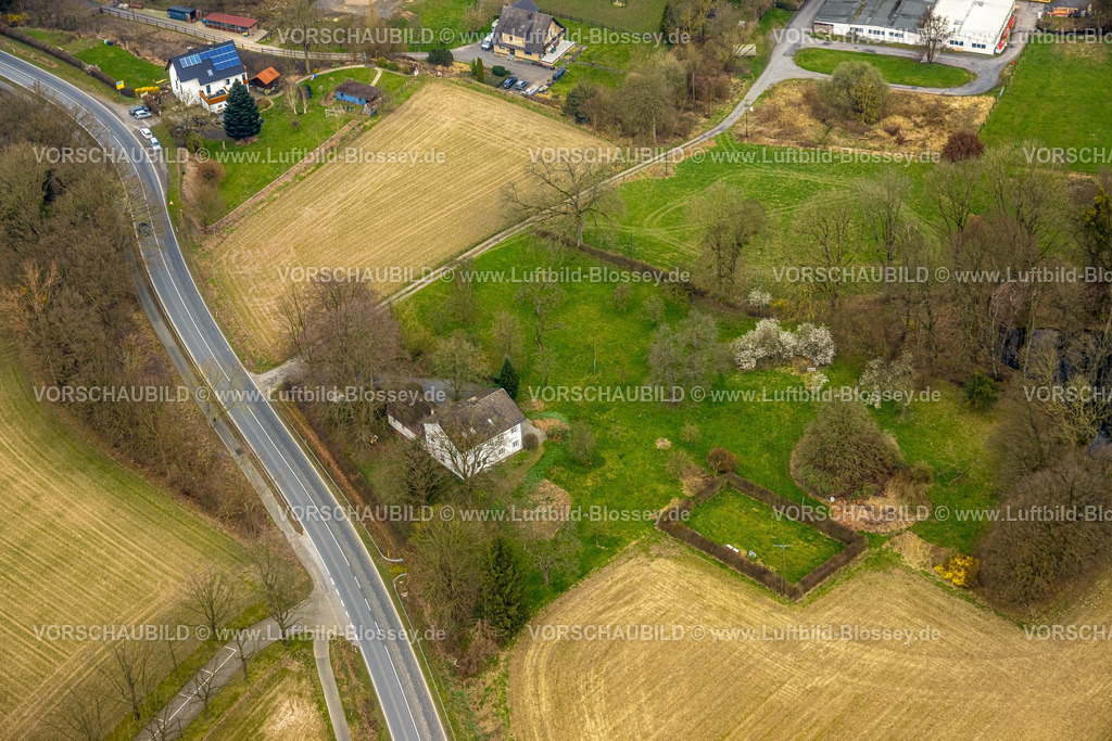 Wickede240308037 | Luftbild, Wohngebiet an der Mendener Straße, Wiesen und Felder. Wickede/Ruhr, Nordrhein-Westfalen, Deutschland