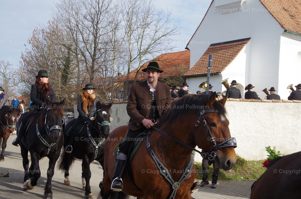 IMGP0838 | fotografiert von Axel PollmannLeonhardi Wallfahrt Benediktbeuern und Murnau, Fronleichnam, Fasching, Landschaft im Loisachtal und Benediktbeuern  - Realisiert mit Pictrs.com
