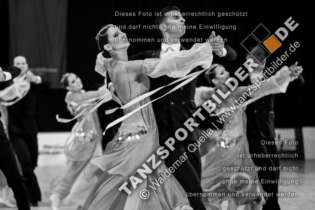 20250118-11262 | Hier finden Sie Tanz Bilder vom Latein und Standard Formationen tanzen. Sportbilder vom Tanzsport. Schöne Fotos und von Weltmeisterschaft, Europameisterschaft, Bundesliga, Regionalliga, Oberliga und Landesliga sowie von GOC Stuttgart, DanceComp, WM Bremen