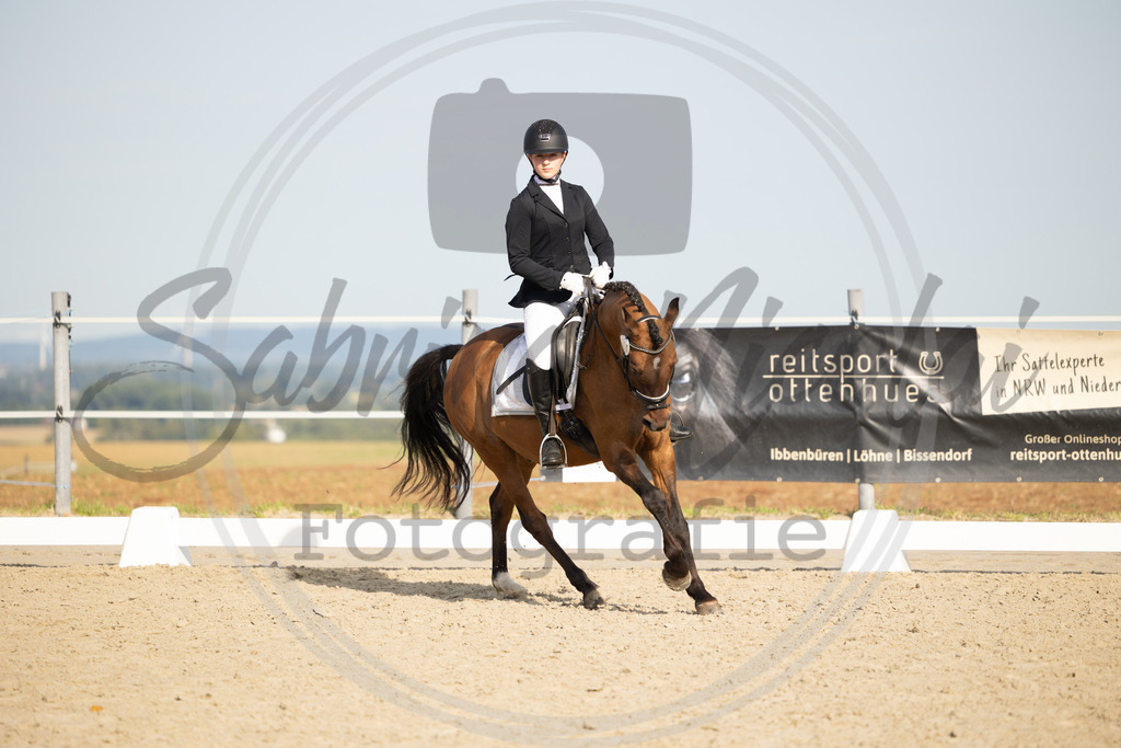 994A1300 | sabrinanicolaifotografie - Realisiert mit Pictrs.com