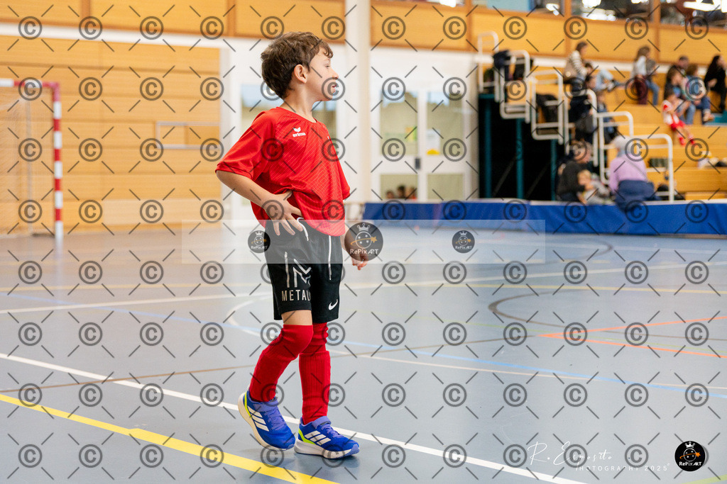 20251123_FCR-Hallenturnier-F3_2_016-63 | Sport und Naturfotografie von Roberto Esposito zeigt echte Momente Bewegung und die Schönheit der Natur. Ausdrucksstarke Bilder schaffen Emotionen.