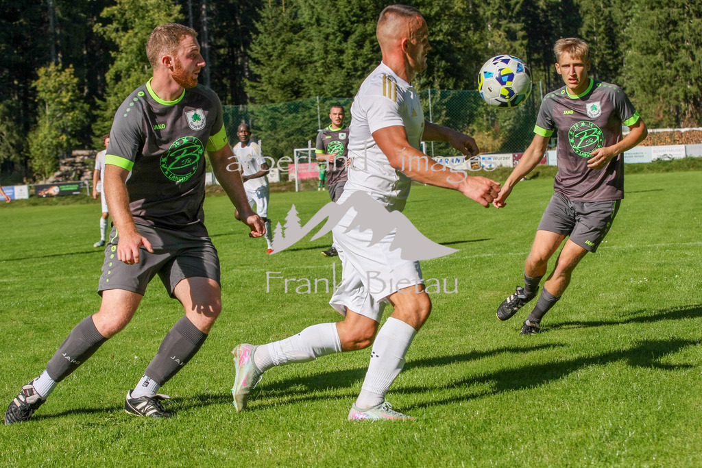 993T2714 | Medien- Sport- Entertainmentfotos