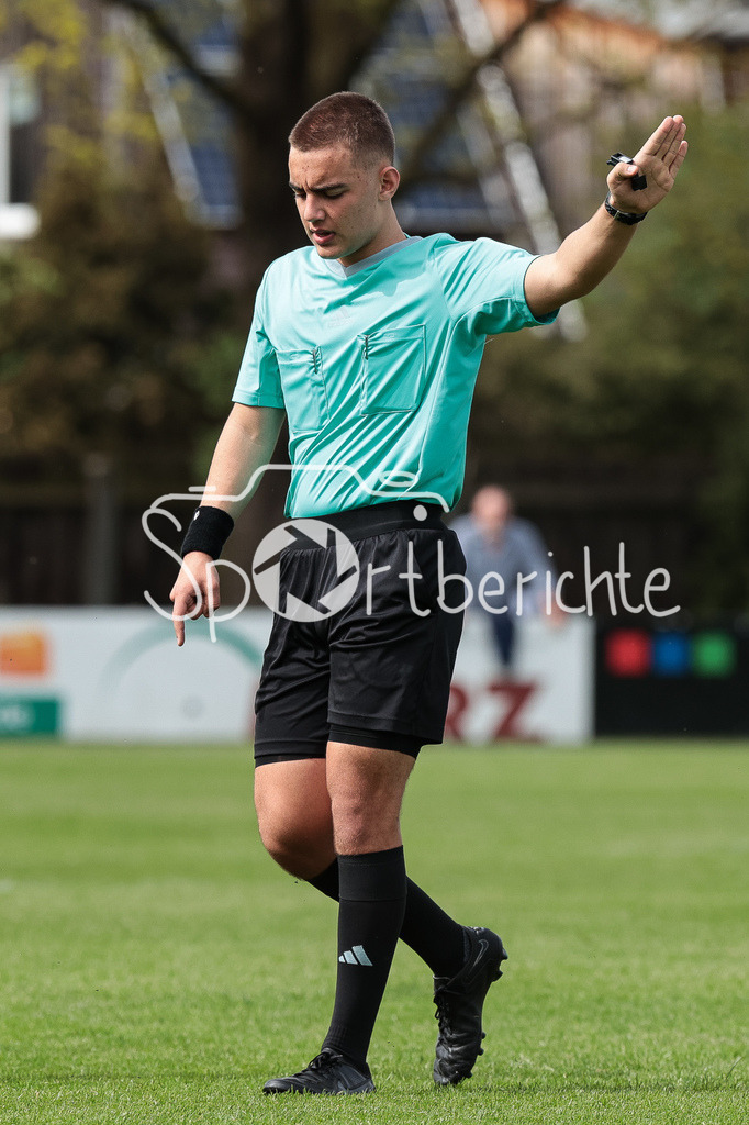 BC Aichach - TSV Friedberg | Schiedsrichter Moritz MARSCHALL
