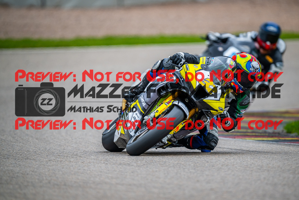 MaZZes_FotoMatrix_240503_6007705_0498 | STK1000