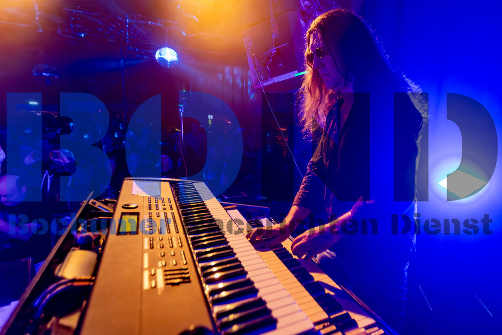 SES_NURPUR20250102-66 | bond - Realisiert mit Pictrs.com