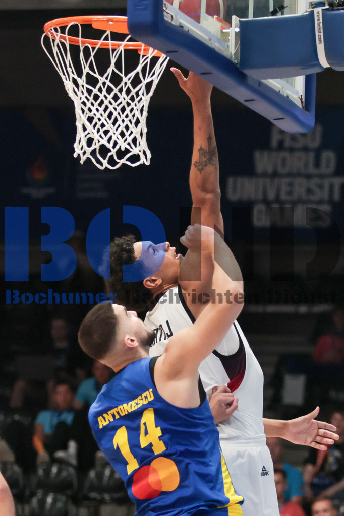 SES_RRGBAS20250723-136 | bond - Realisiert mit Pictrs.com