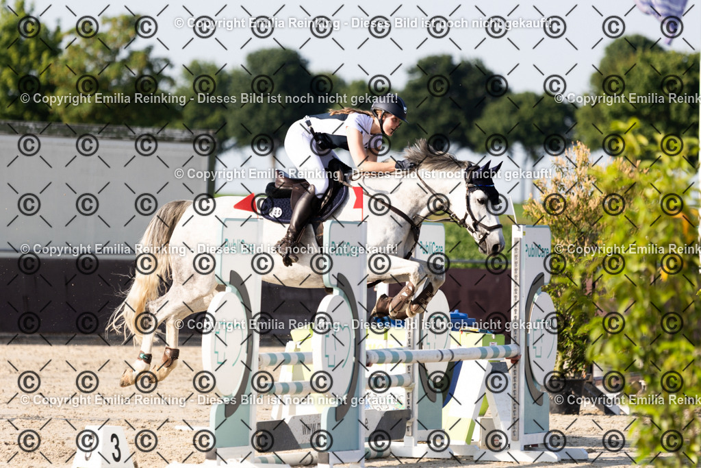 CL5A1434 | Emilia Reinking Fotografie - Realisiert mit Pictrs.com